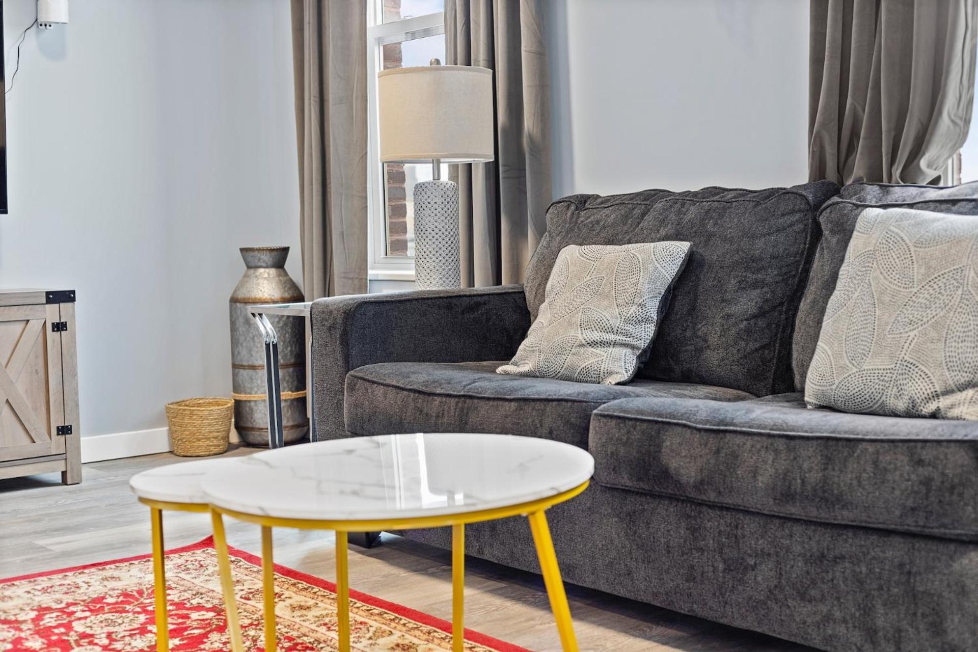 Furnished Apartments Near Encore Everett Rum bild