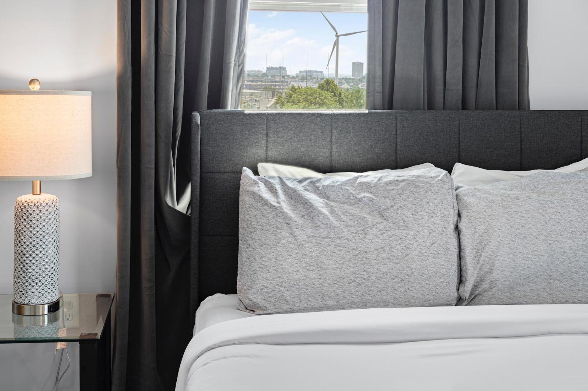 Furnished Apartments Near Encore Everett Rum bild