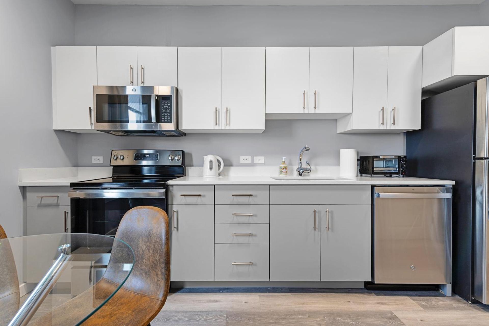 Furnished Apartments Near Encore Everett Rum bild